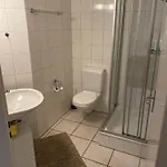 Homestay Mit Privatem Badezimmer In Guter Lage