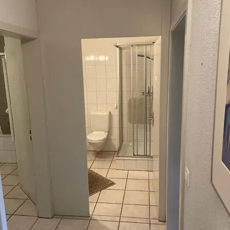 Séjour chez l'habitant Mit Privatem Badezimmer In Guter Lage