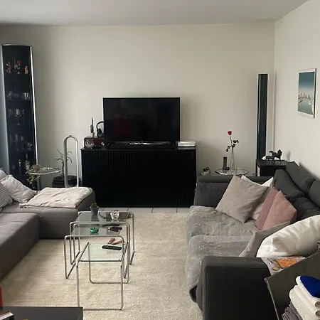 Gemuetliche Mit Eigenem Badezimmer Am Guter Lage *