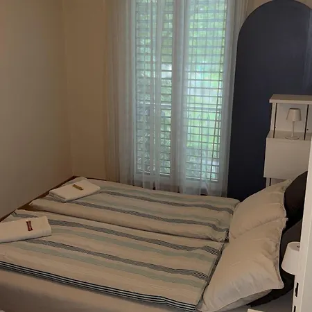 Gemuetliche Mit Eigenem Badezimmer Am Guter Lage Homestay Bern