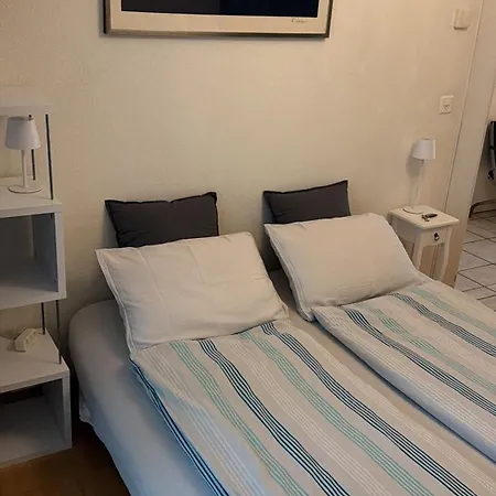 Gemuetliche Mit Eigenem Badezimmer Am Guter Lage