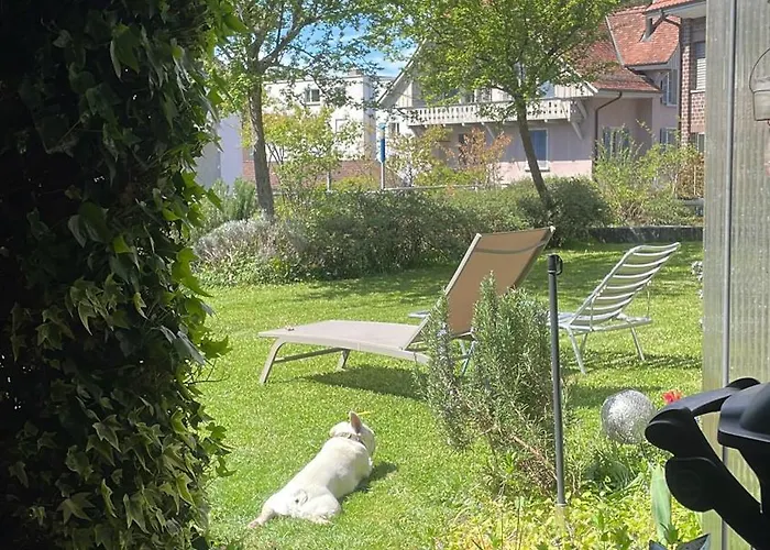 Mit Privatem Badezimmer In Guter Lage Βέρνη